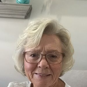 Meet your Posher, Paula